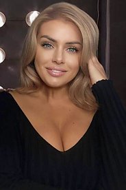 Irina, age:38. Kiev, Ukraine
